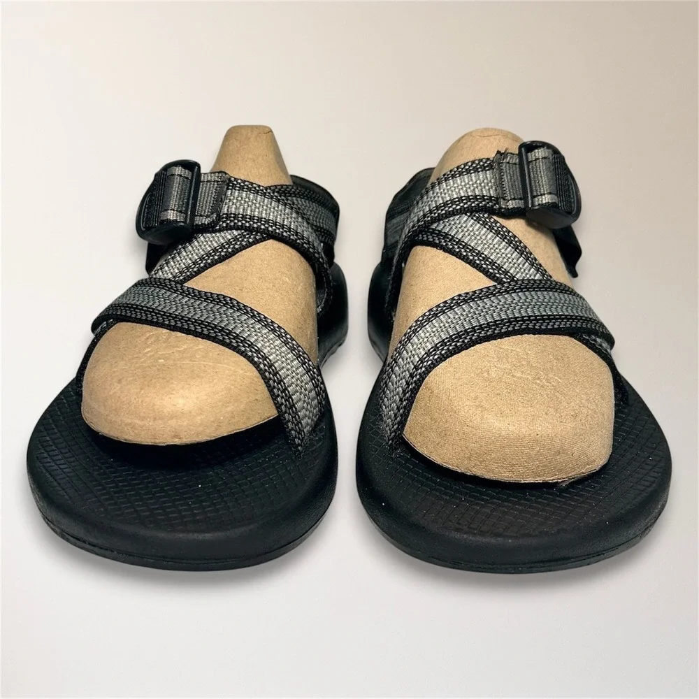 Chaco Z1 Classic Mens 9 Sport Sandals Black Grey‎ Adjustable Straps Hiking Water